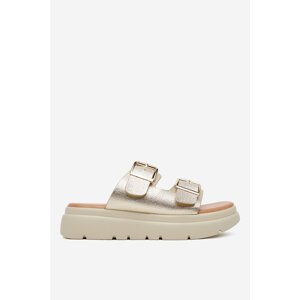 Flip-flop Clara Barson