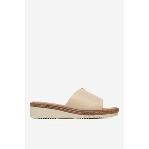 Flip-flop Clara Barson