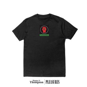 Pleasures Badge Tee Black - Férfi - Rövid ujjú póló Pleasures - Fekete - P22W053-BLACK - Méret: XL